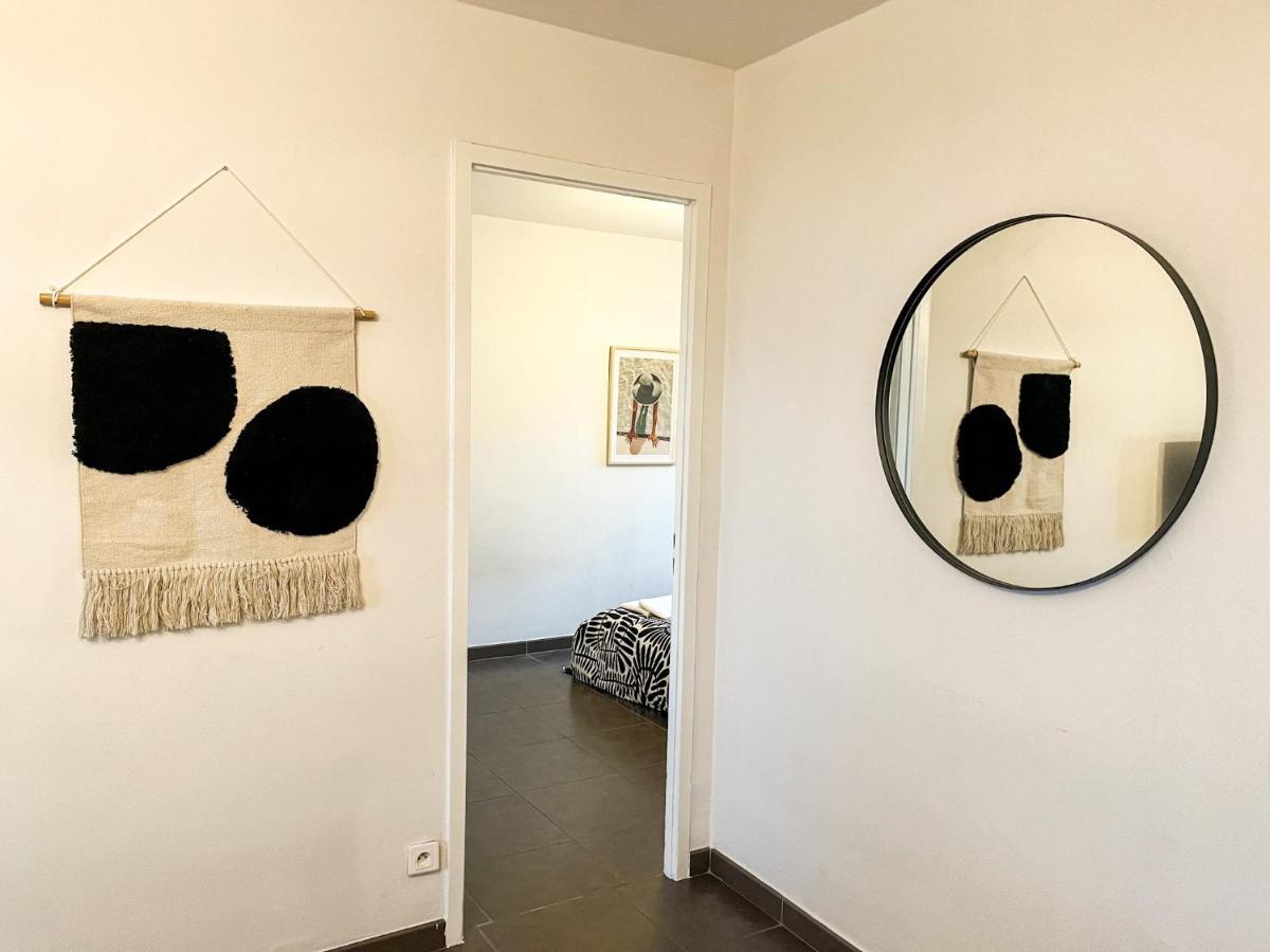 Suite Fanette Venissieux Bagian luar foto