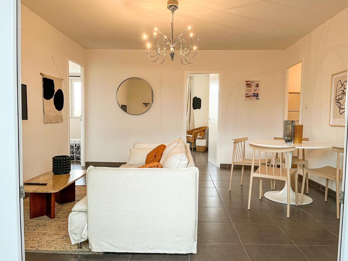 Suite Fanette Venissieux Bagian luar foto