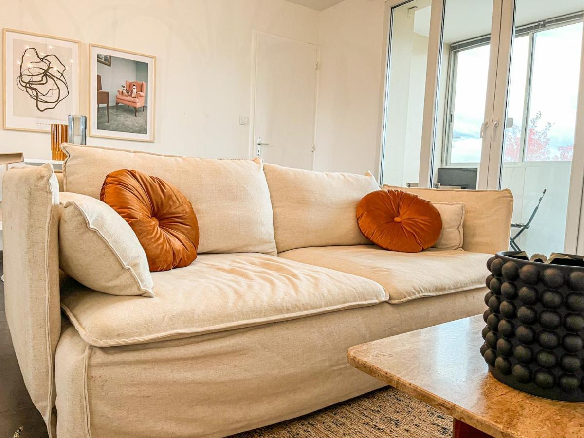 Suite Fanette Venissieux Bagian luar foto